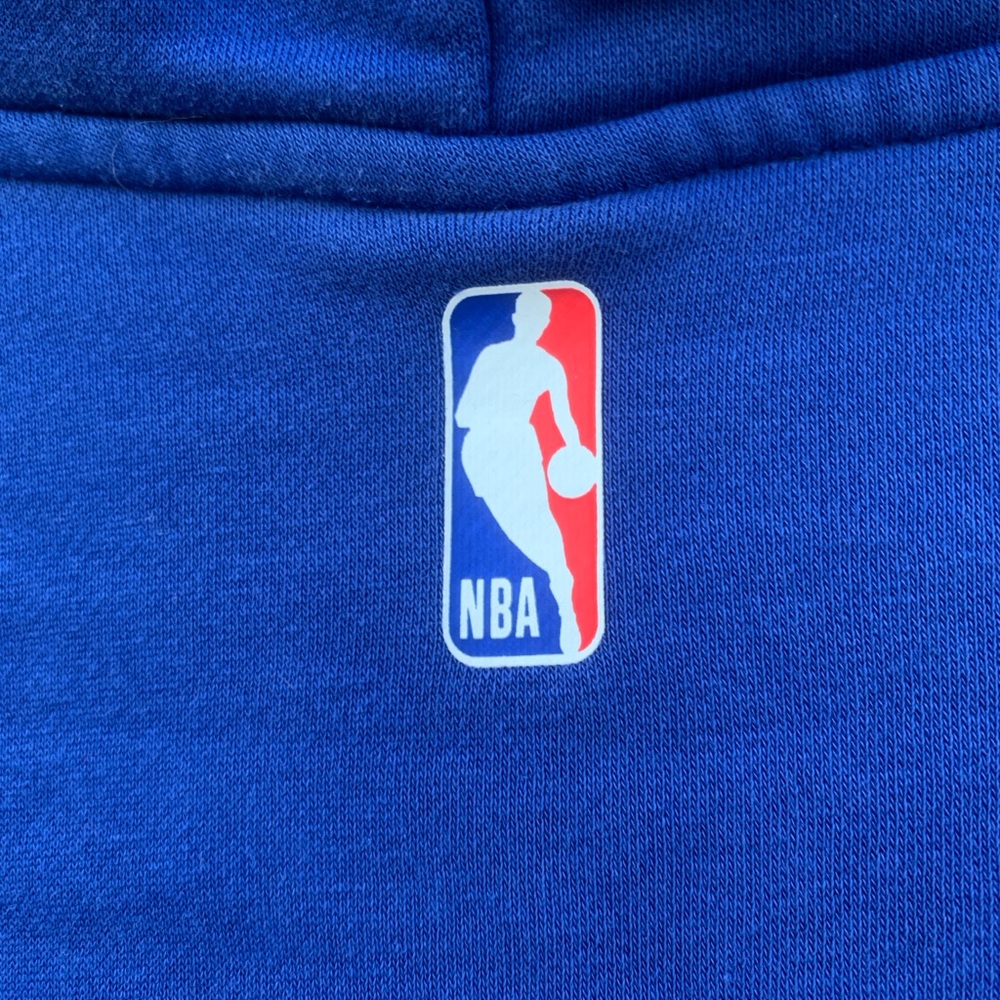 NY Knicks Nike Hoodie Pullover NBA Courtside French Terry Size Medium CW6371 - Picture 7 of 14